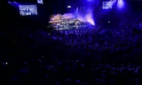 Happy Thanksgiving! Thank You (Hillsong)