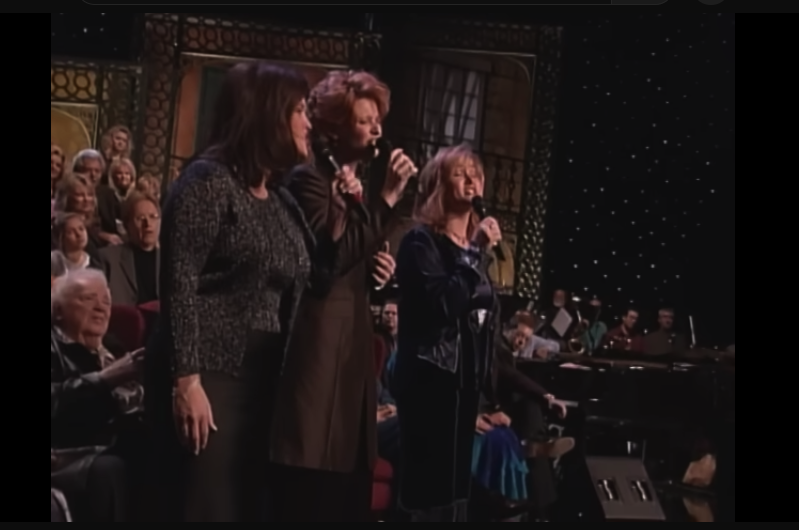 Soulful Song “Go Rest High On That Mountain”  by Gaither Featuring Charlotte Ritchie, Kim Hopper, Ladye Love Smith (Live Performance)