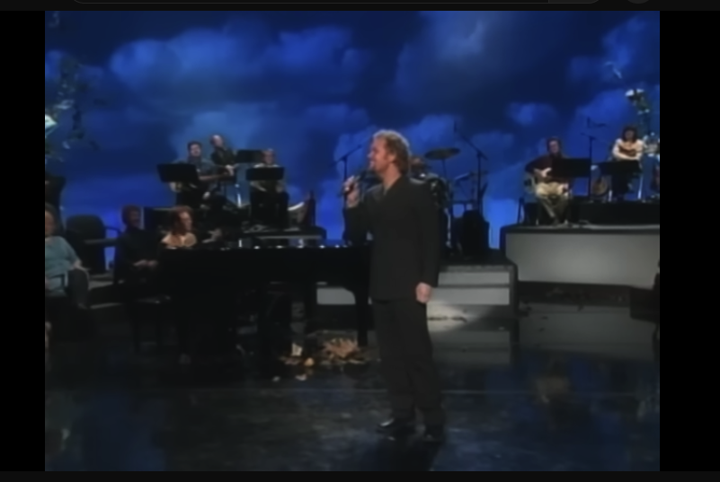 “No More Night” – David Phelps’ Powerful Song and Lovely Performance