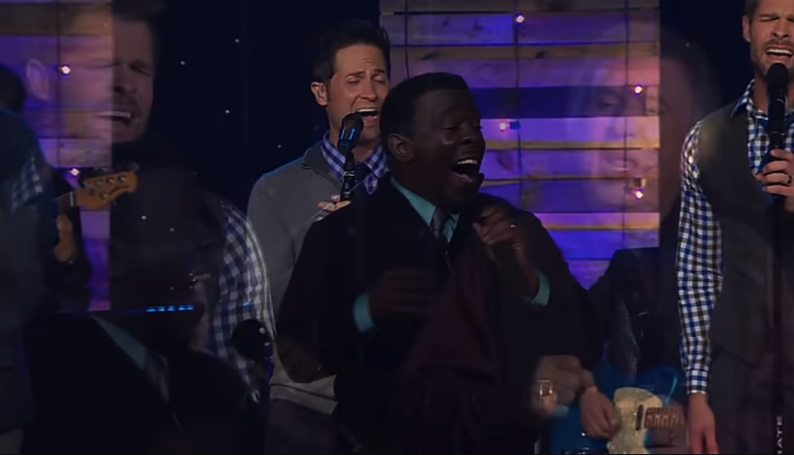 Gaither Vocal Band – “Peace In The Valley” (Live Performance)