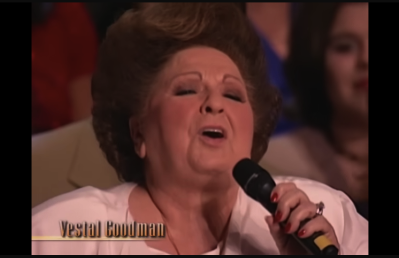 Powerful Gospel Song Vestal Goodman  “There Is a Fountain” at Gaither Gathering [Live Performance]