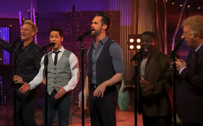 “You Amaze Me” – Gaither Vocal Band Featuring Adam Crabb
