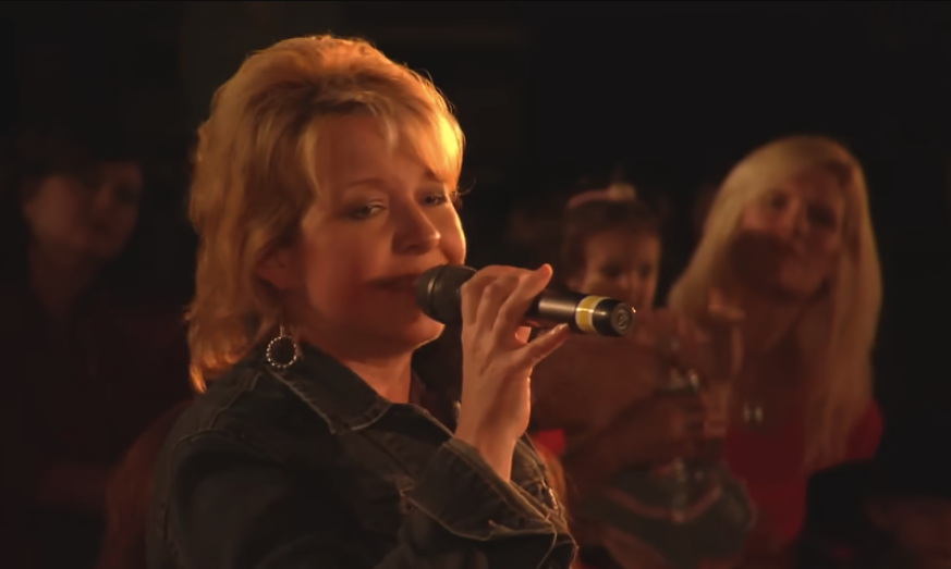 Beautiful Gospel Song “The Eastern Gate” – Gaither Homecoming Featuring Sheri Easter